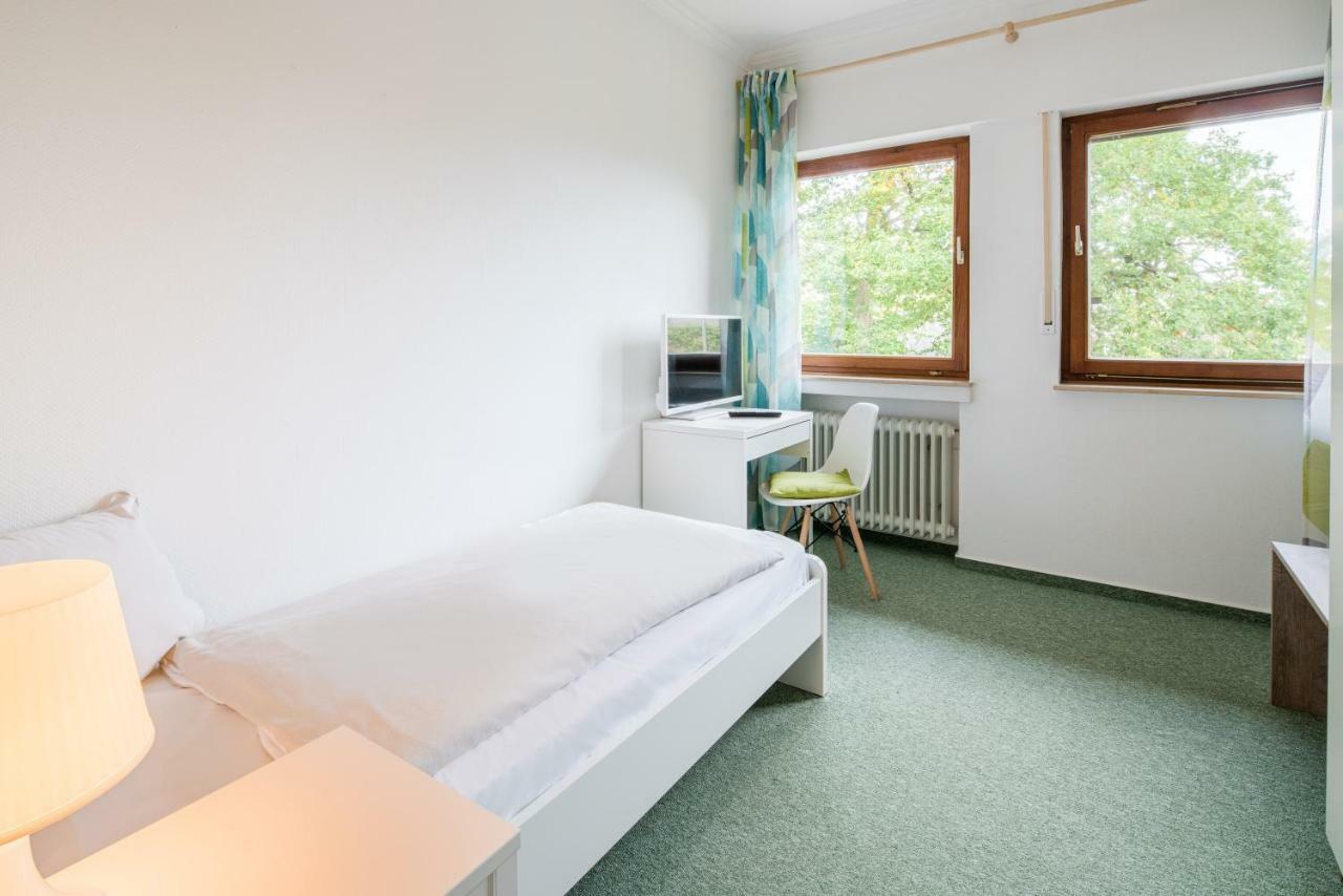 Hotel Hopener Wald ,Self Check In Löhne エクステリア 写真
