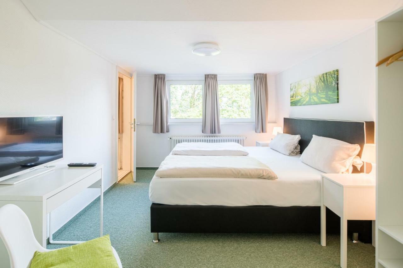 Hotel Hopener Wald ,Self Check In Löhne エクステリア 写真