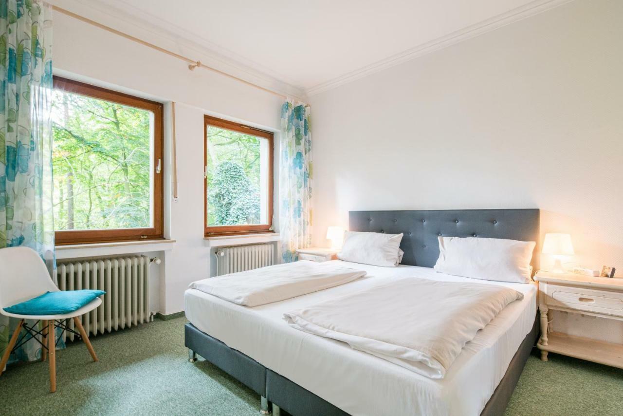 Hotel Hopener Wald ,Self Check In Löhne エクステリア 写真